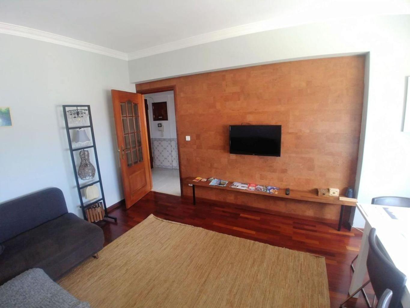 Be Local - Apartment With 3 Bedroom Near Oriente Station In Lisbon Luaran gambar